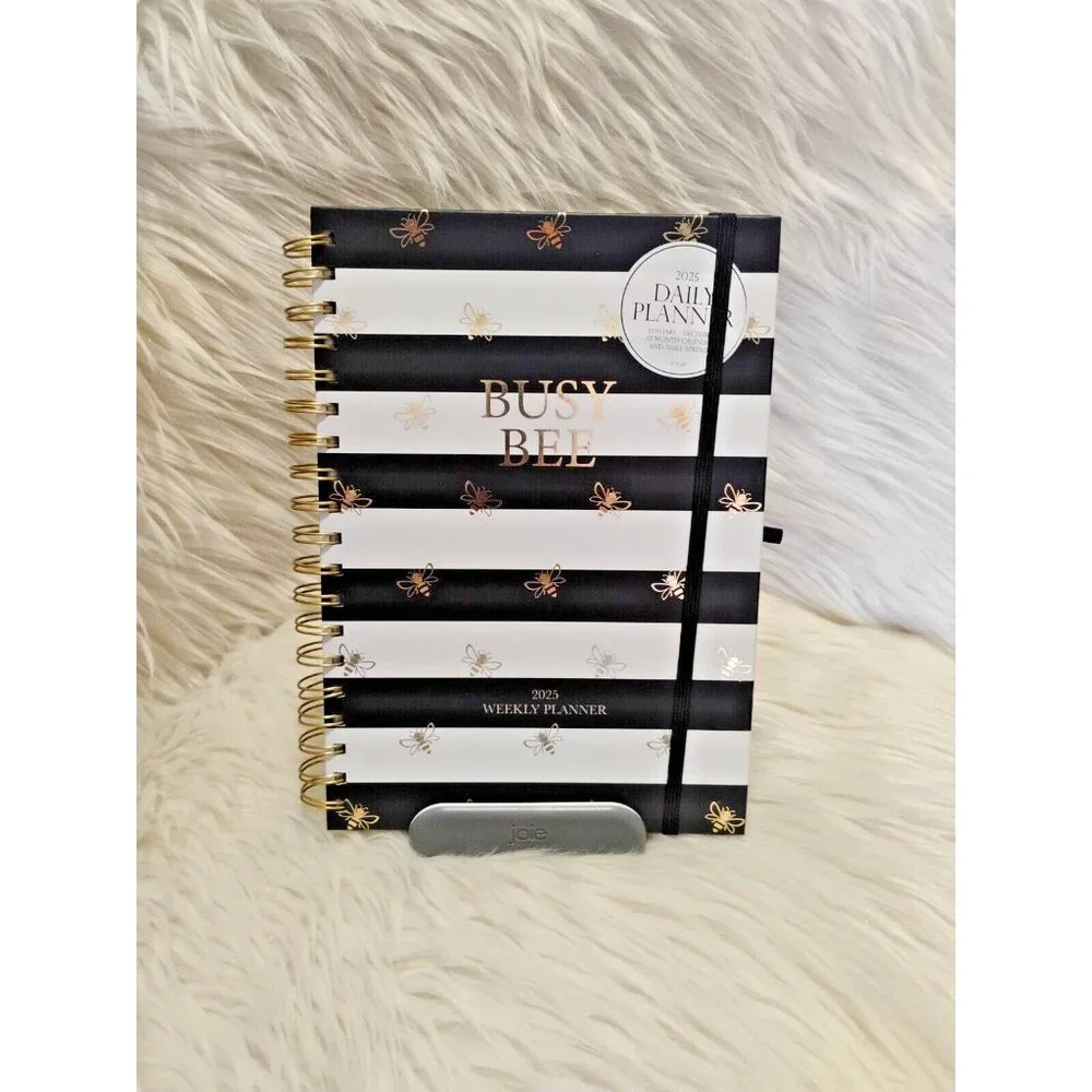 BUSSY BEE DAILY PLANNER 2025  7'' X 10''  WEEKLY PLANNER   HARD COVER NEW
